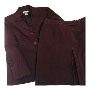 Nine & Co. Wine-Colored Skirt Suit | Size 16W | Two-piece Set 🍷